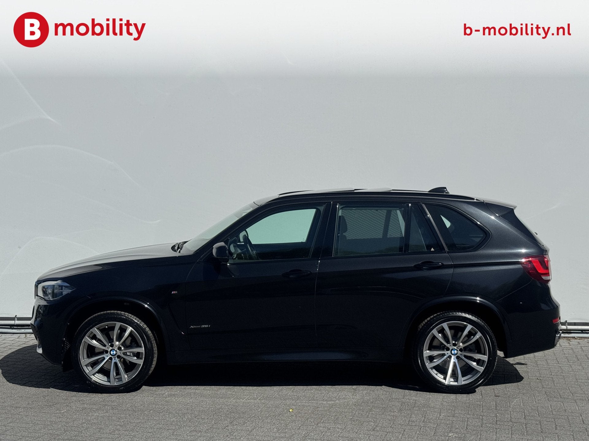 BMW X5 xDrive35i High Executive M-Sport NL Auto Trekhaak 350, Auto's, Automaat, 2005 kg, Gebruikt, Automatische klimaatregeling