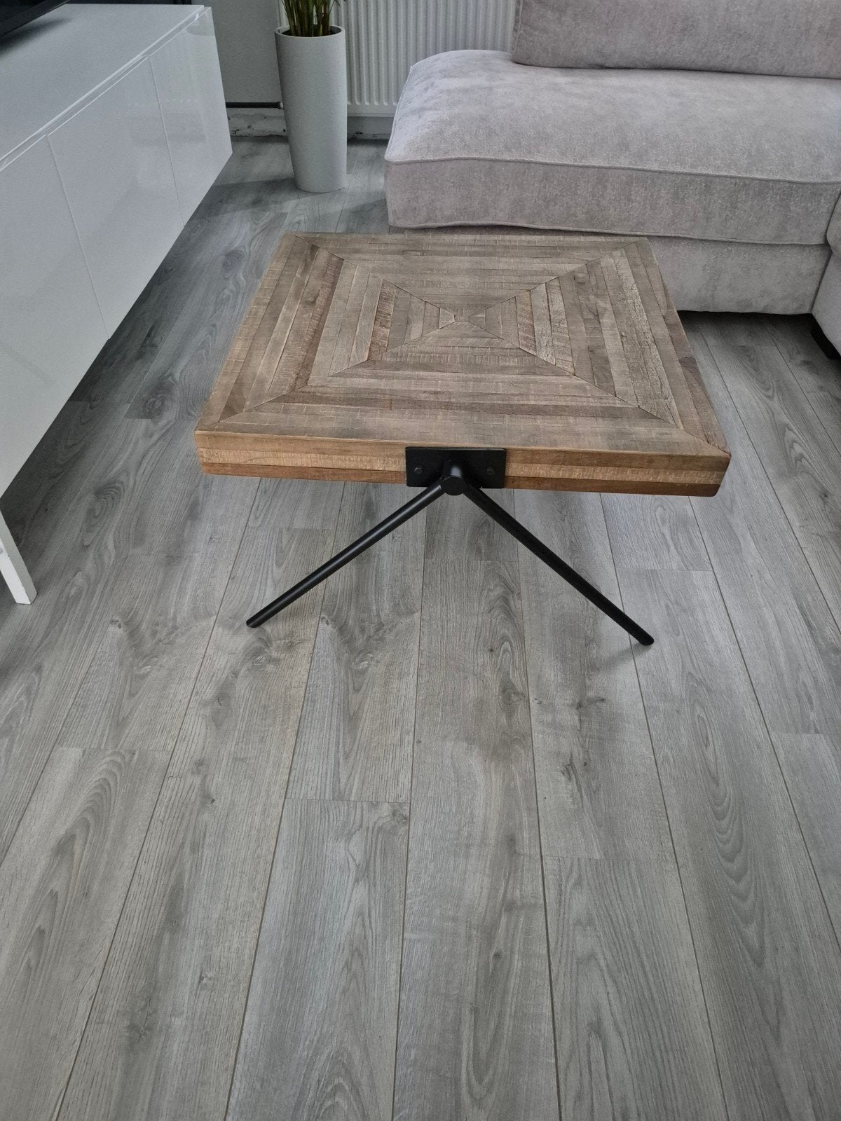 Salon tafel, gebruikt maar nog in goede staat, Gebruikt, 50 tot 100 cm, Vierkant, 50 tot 100 cm