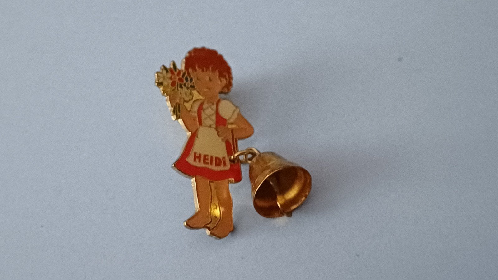 Heidi, Verzamelen, Ophalen of Verzenden, Nieuw, Figuurtje, Button