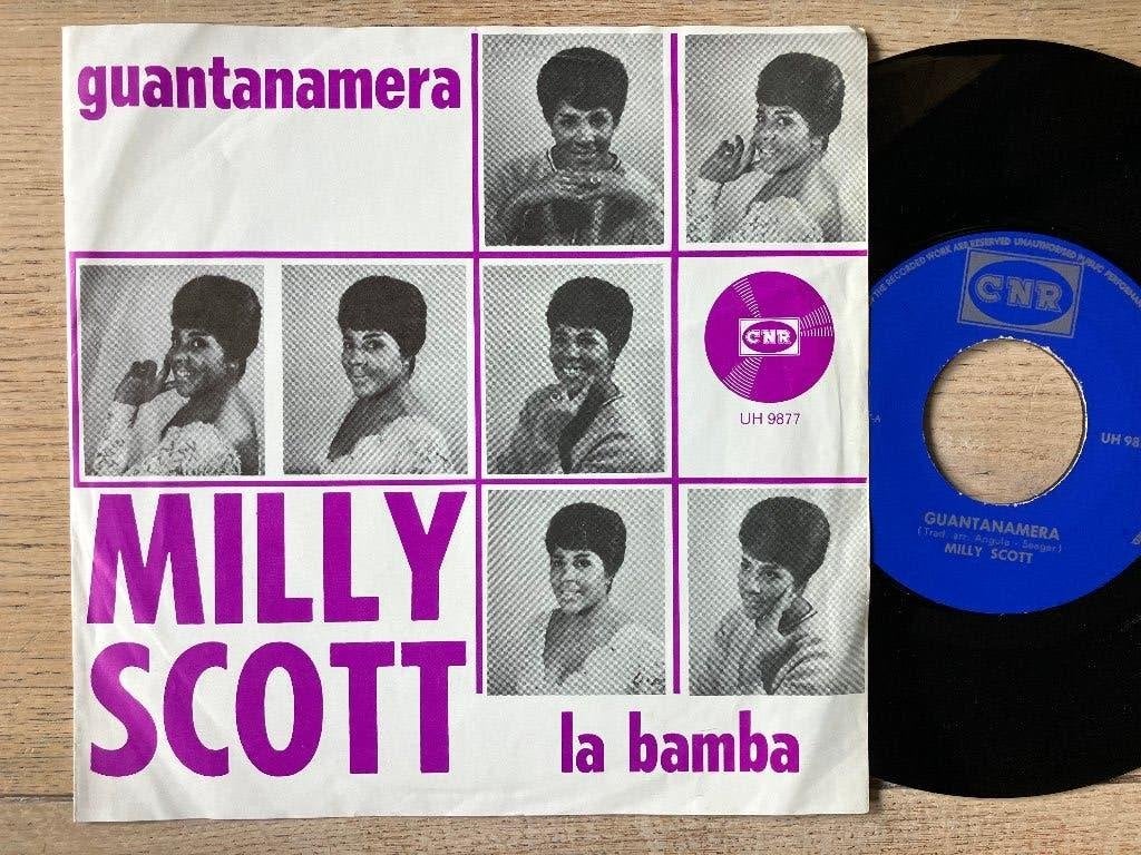 Milly Scott, Fotohoes, Ophalen of Verzenden, Zo goed als nieuw, Pop
