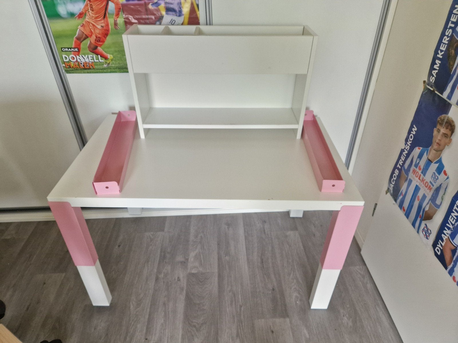 leuk verstelbaar kinderbureau (roze), Ophalen