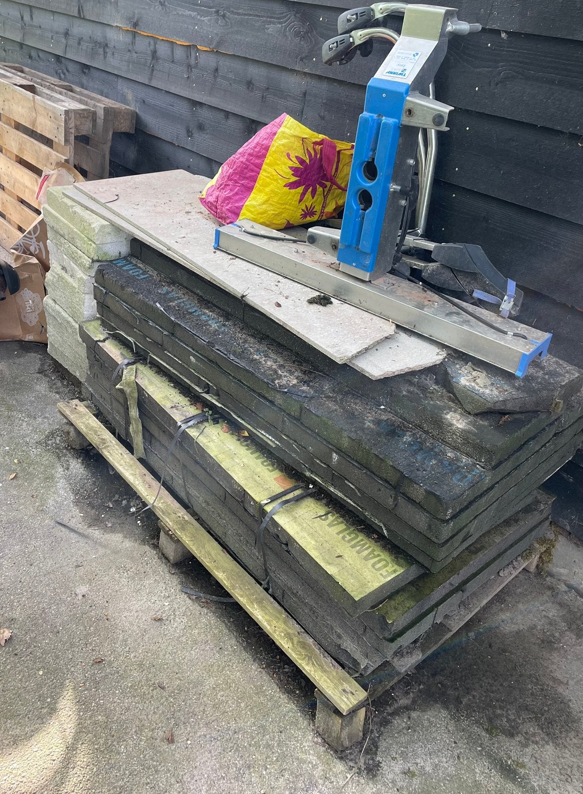 Funderings isolatie, Overige materialen, Zo goed als nieuw, 15 m² of meer, Ophalen