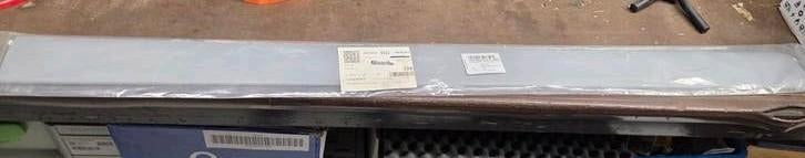 VW Transporter T5 Beschermstrip Zijwand Links Voor, Ophalen, Volkswagen, Voor, Nieuw