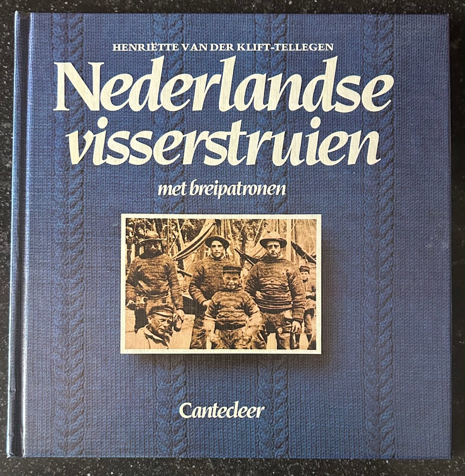 Nederlandse vissertruien - Henriëtte van der Klift-Tellingen, Ophalen of Verzenden, Zo goed als nieuw, Breien, Patroon of Boek