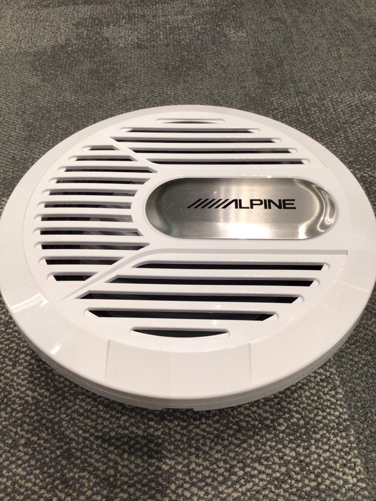 Alpine SWR-M100w Marine Subwoofer 10 inch 900W, Alpine, Alpine, Ophalen of Verzenden, Zo goed als nieuw