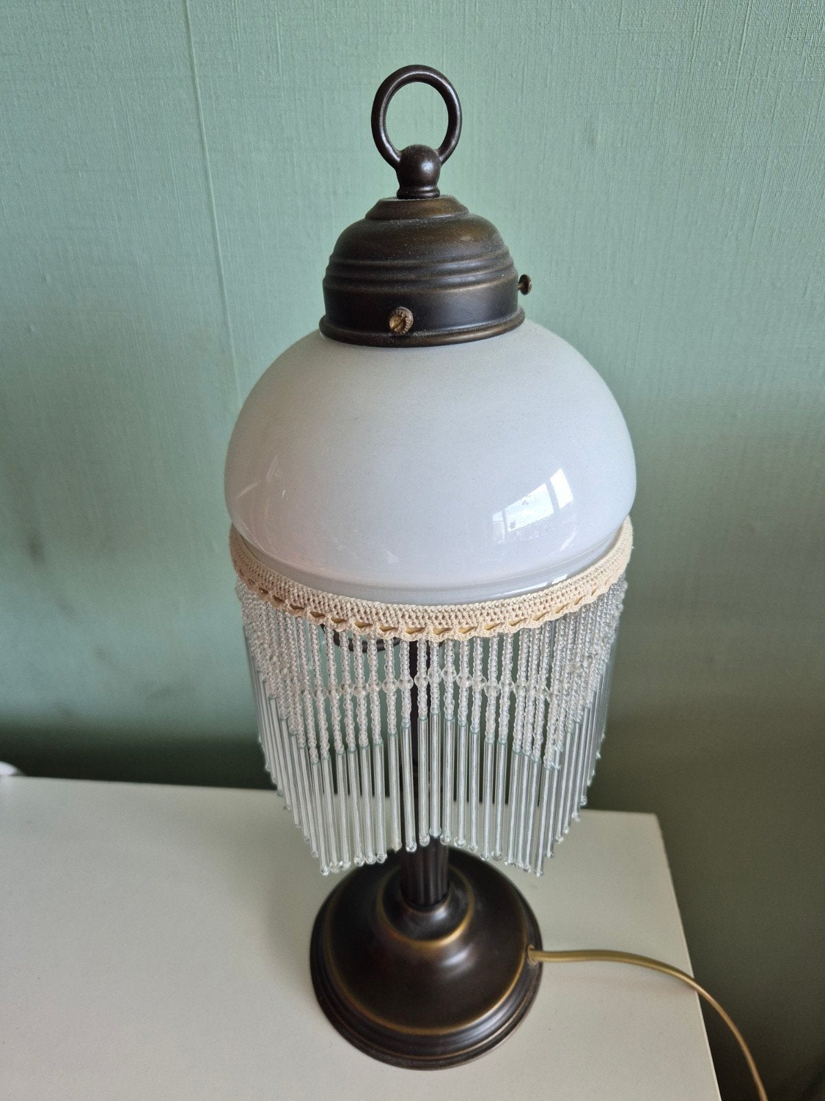 Vintage Tafellamp met Melkglas Kap en Kralenrand - 44 cm, Ophalen