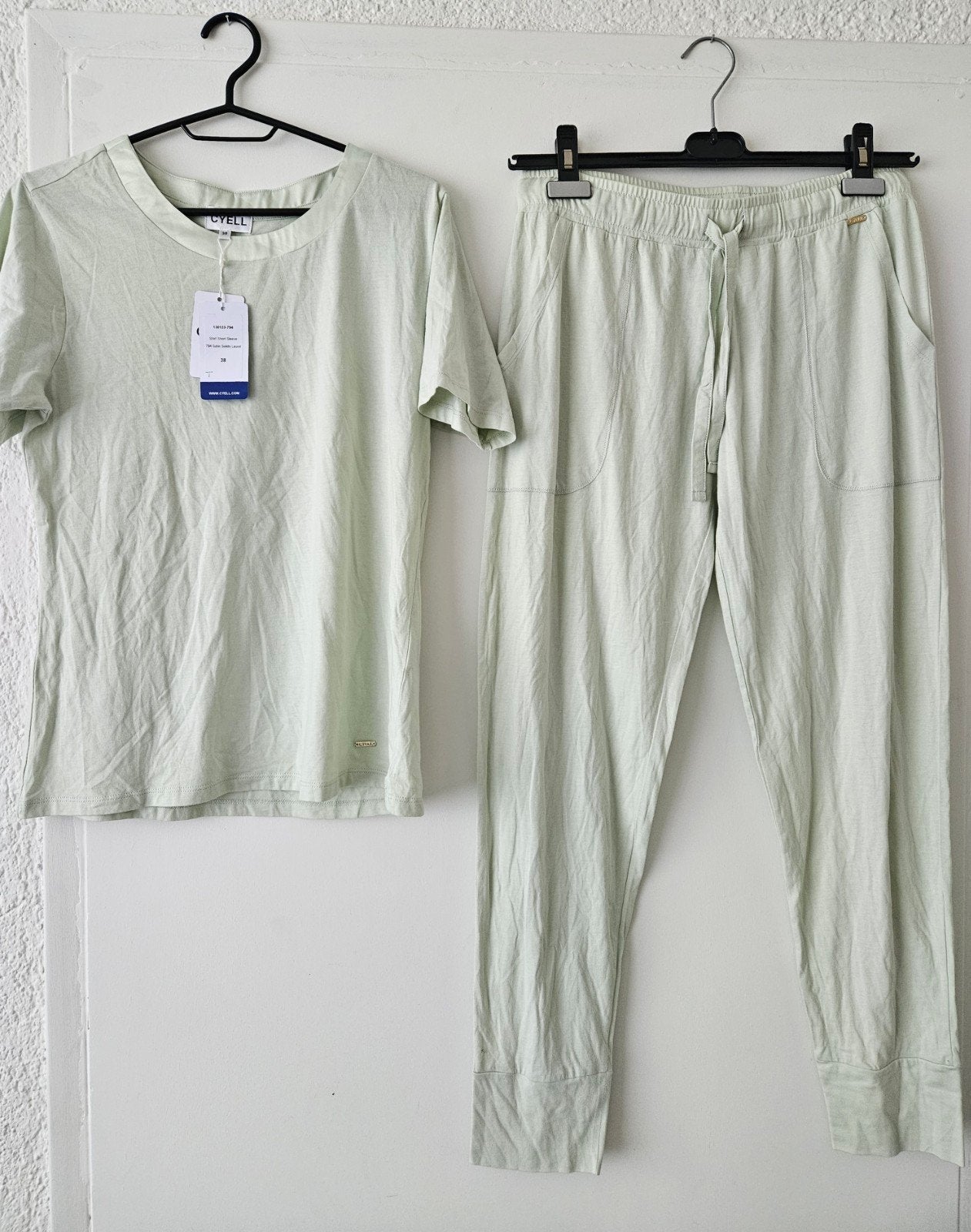 Cyell pyjama set - shirt en broek - maat 38, Maat 38/40 (M), Nieuw, Ophalen of Verzenden, Cyell