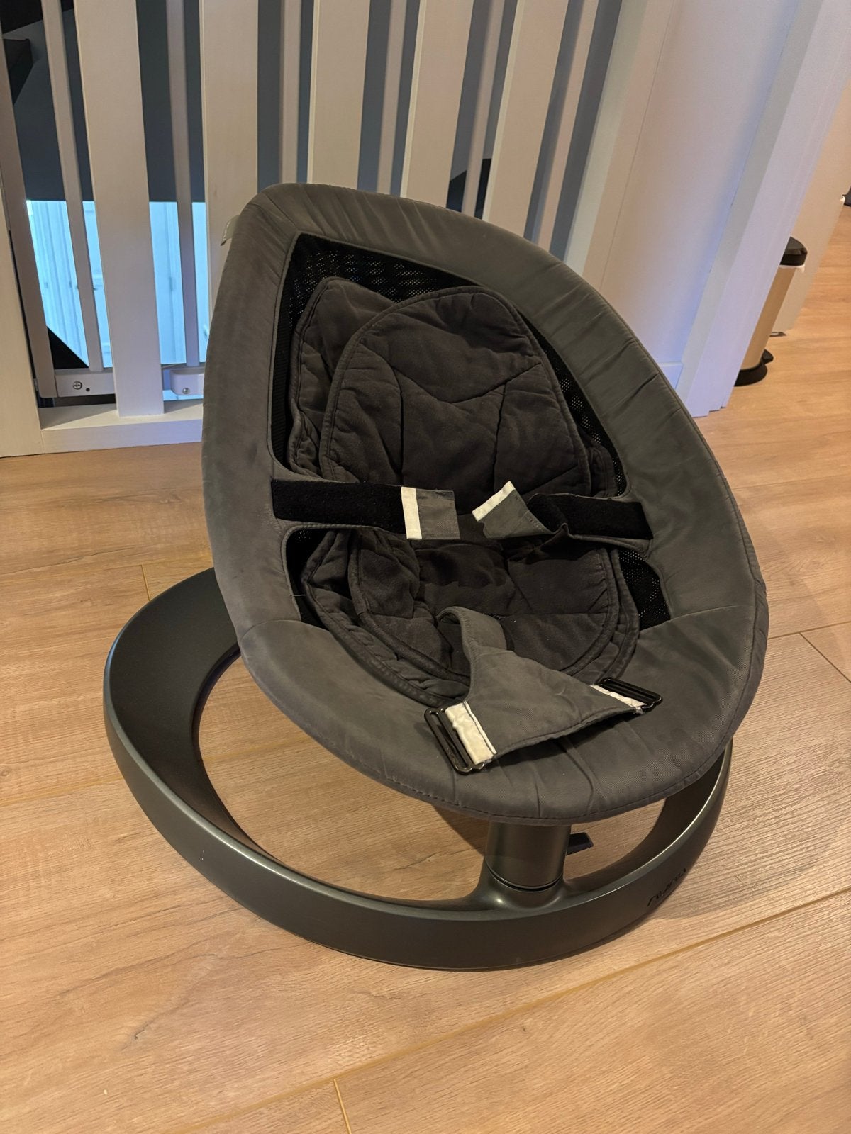 Nuna Leaf Grow wipstoel - Zwart, Kinderen en Baby's, Ophalen, Zo goed als nieuw