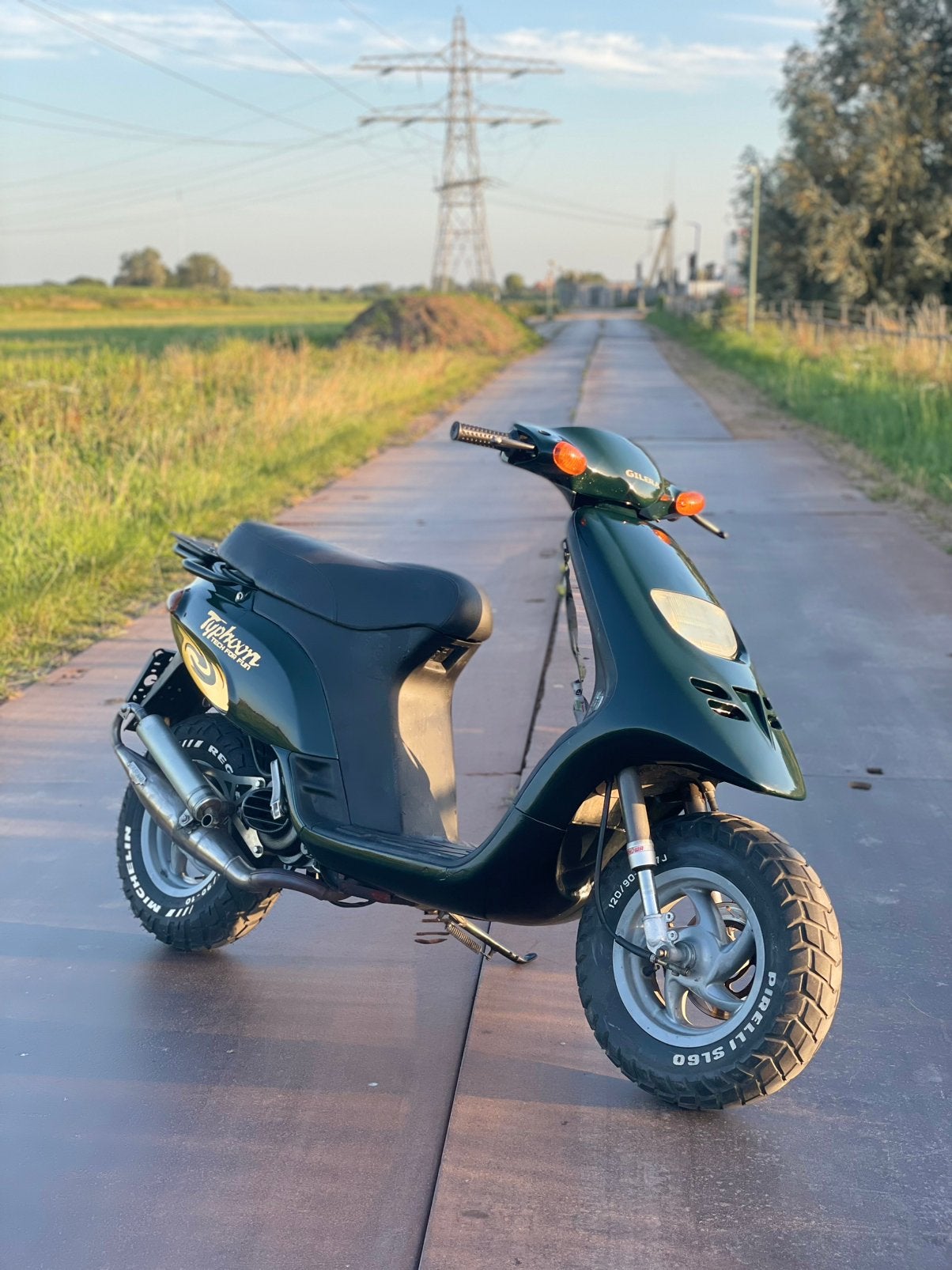 Piaggio typhoon 70cc, Ophalen, Zo goed als nieuw, Tweetakt, Overige modellen