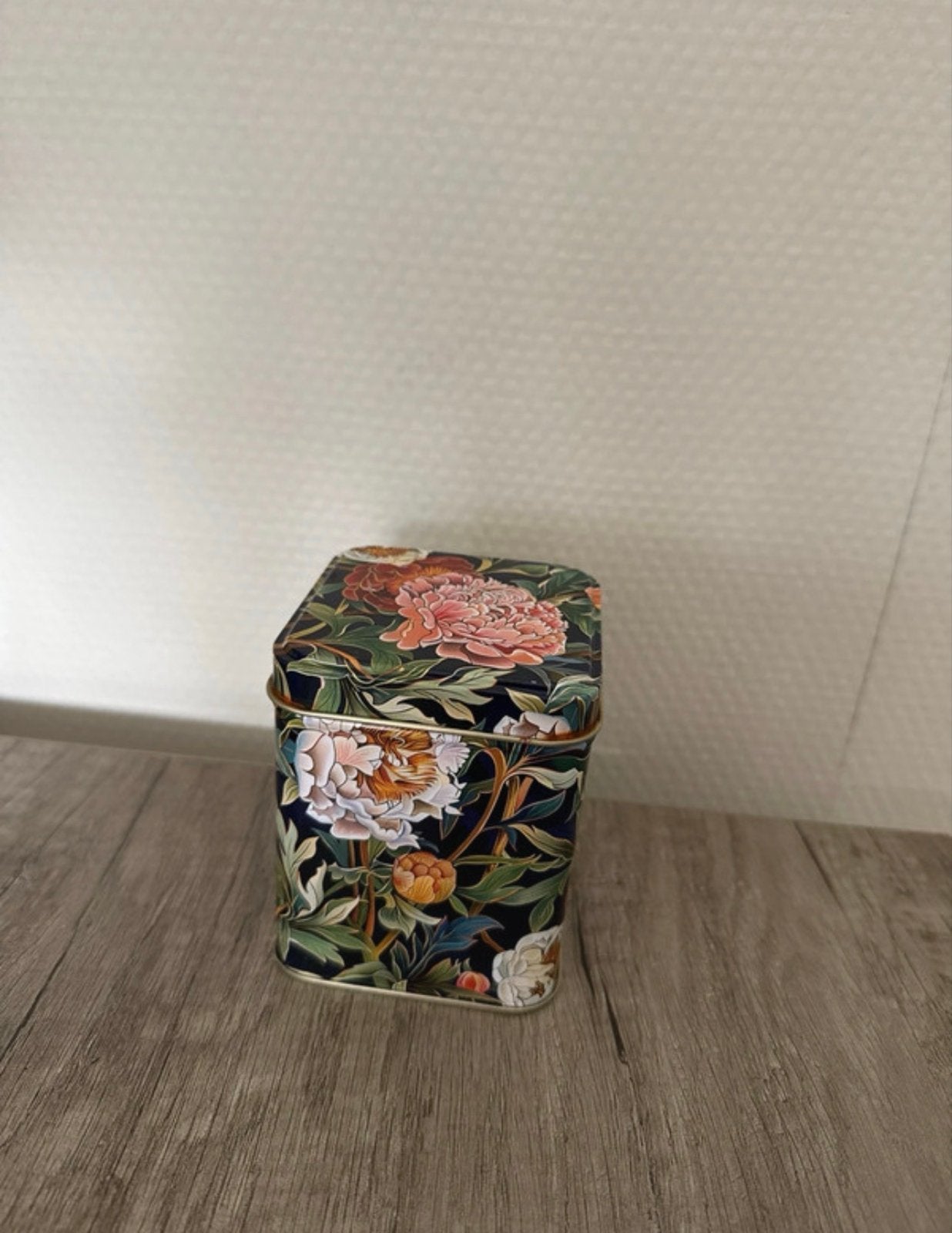 Theeblikje voor verse thee - Bloemenprint, Meerkleurig, Overige stijlen, Ophalen of Verzenden, Zo goed als nieuw