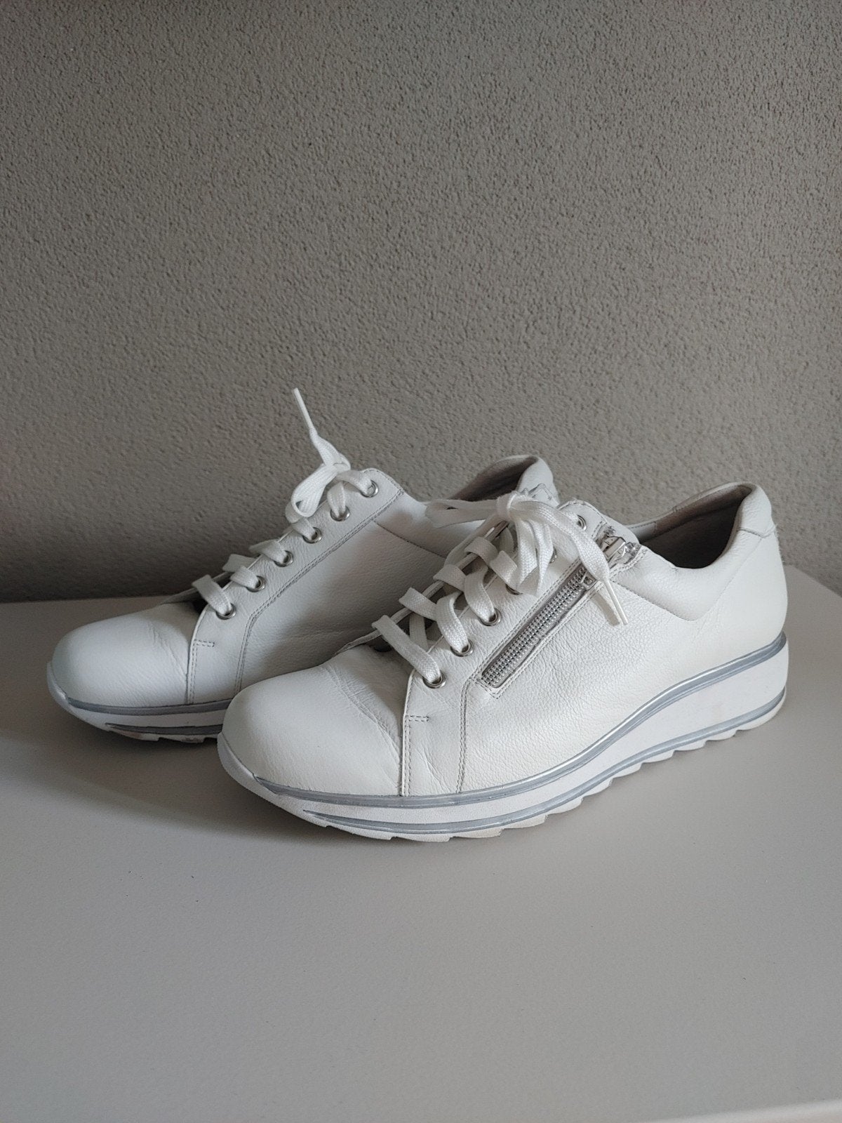 Durea witte leren sneakers met rits - Maat 40, Durea, Wit, Nieuw, Ophalen of Verzenden