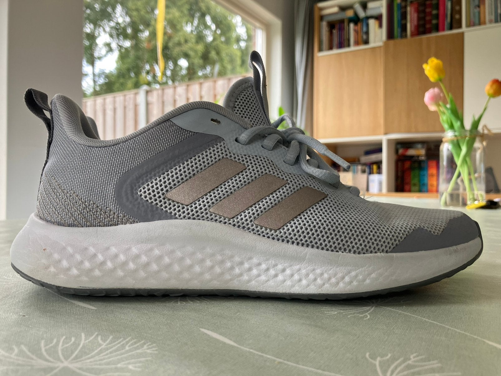 Sneakers / gymschoenen mt 40 adidas, Ophalen of Verzenden, Zo goed als nieuw