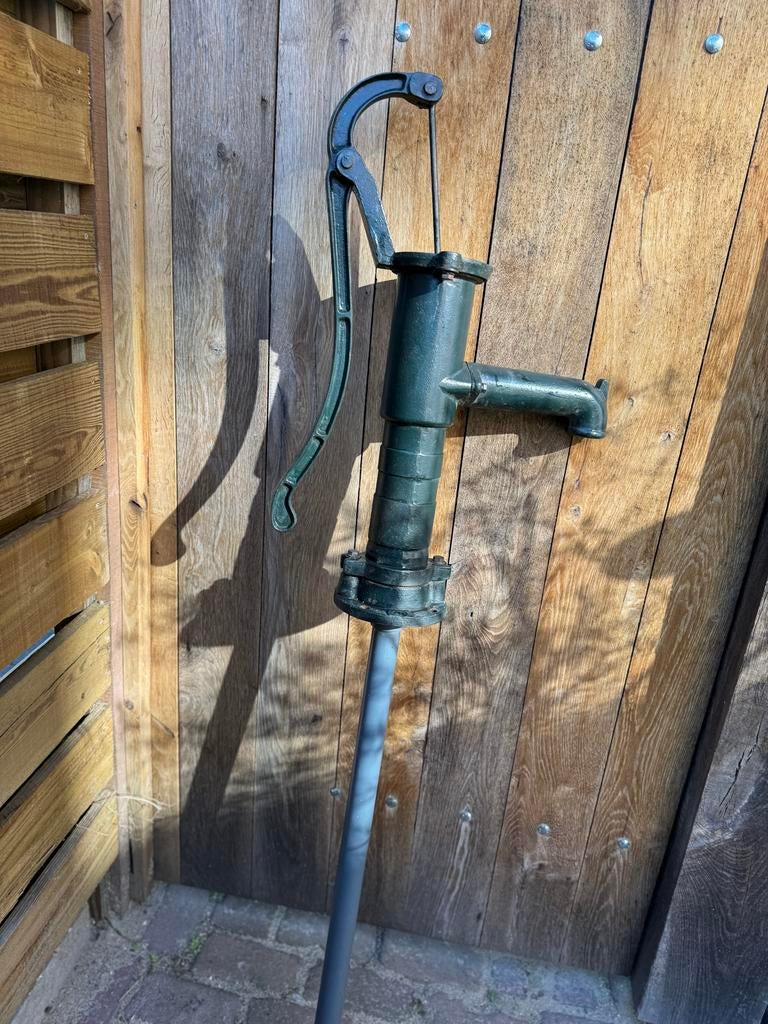 Oude handwaterpomp, Tuin en Terras, Waterpompen, Ophalen, Gebruikt, Handmatig, Overige typen