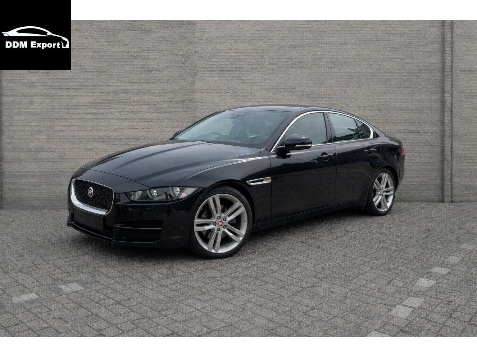 Jaguar XE 2.0 D Pure Automaat | Clima | Navi | Camera | - Ge, Auto's, Jaguar, Automaat, Gebruikt, Zwart, Diesel