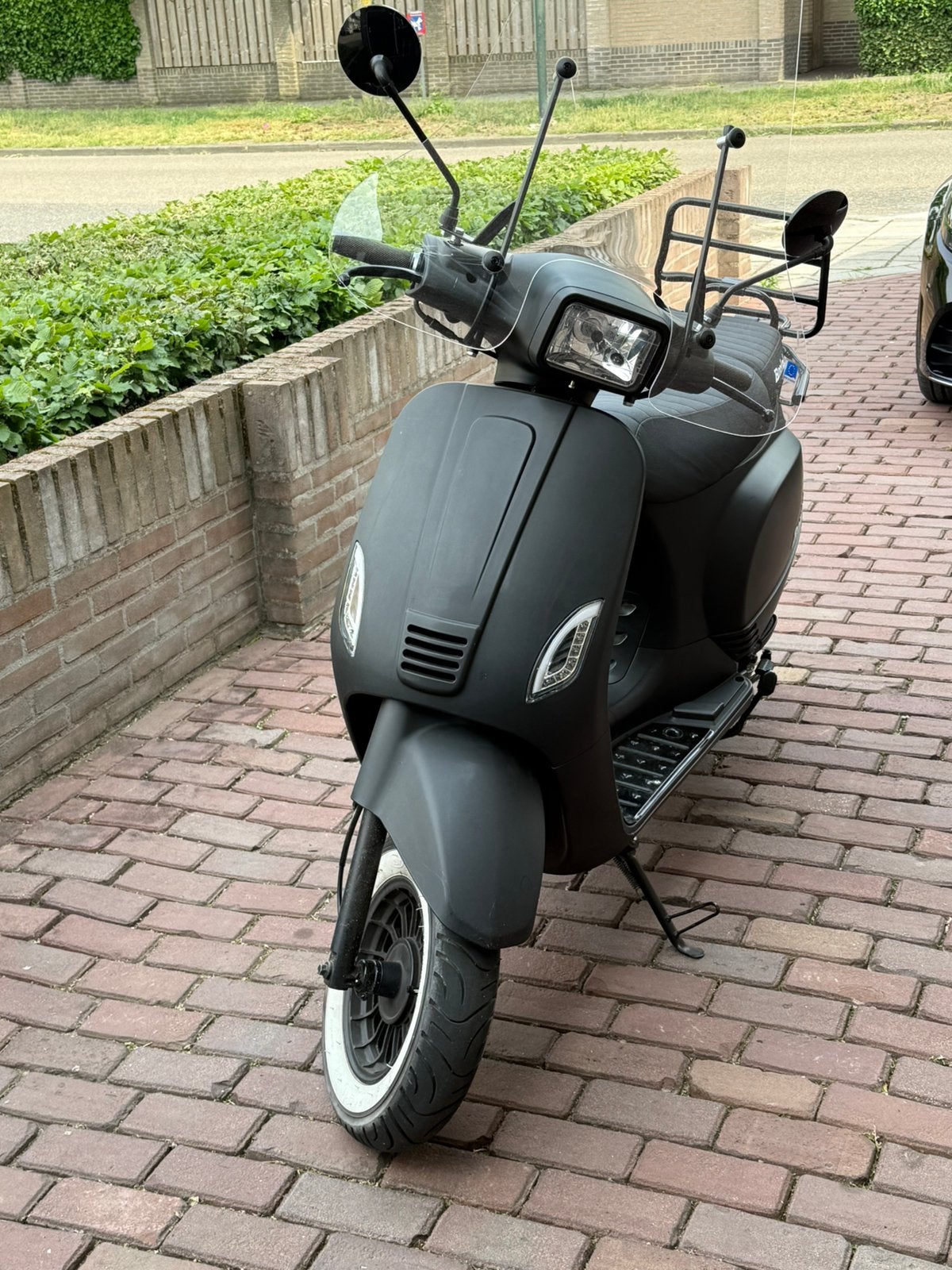 Berini Napoli bjr 2024, Ophalen, Zo goed als nieuw, Benzine