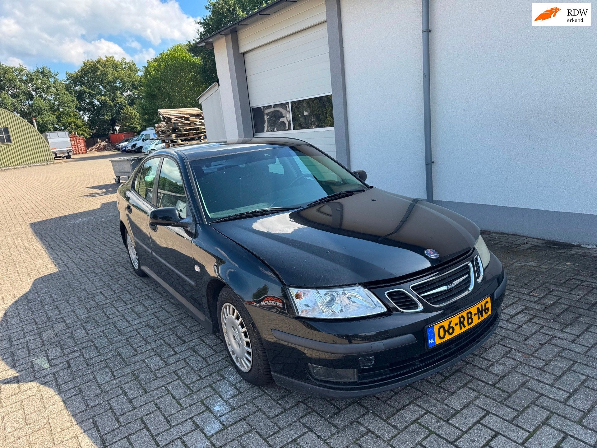Saab 9-3 Sport Sedan 1.8t LPG Automaat Business APK, Auto's, 1998 cc, Stof, Gebruikt, 4 cilinders