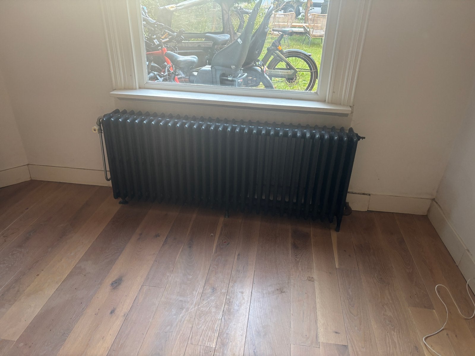 1x Grote, loodzware oude radiator - Klassieke stijl, Ophalen, 30 tot 80 cm, Gebruikt, Radiator