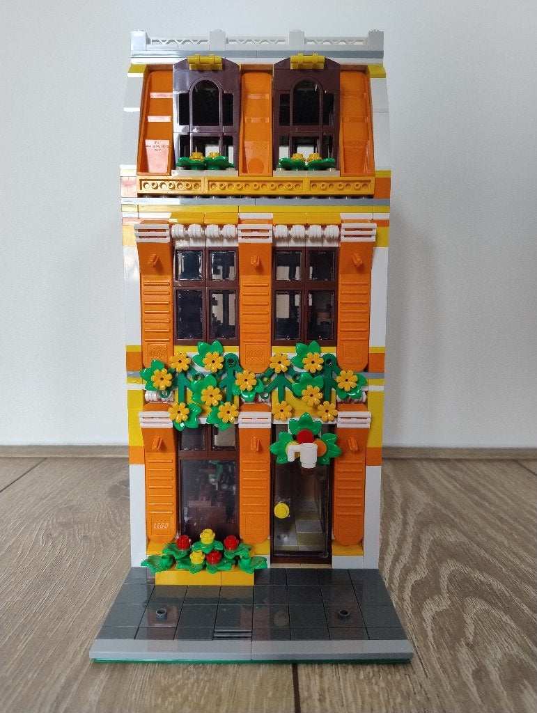 Lego MOC 92069 - Sunny Side Apt, MOC (eigen creatie), Lego, Ophalen of Verzenden, Zo goed als nieuw