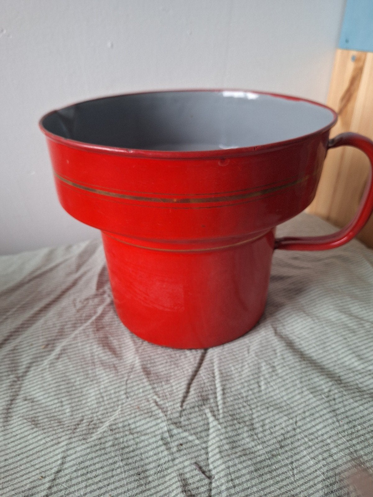 Vintage rode emaille melkkoker, Antiek en Kunst, Antiek | Emaille, Ophalen of Verzenden