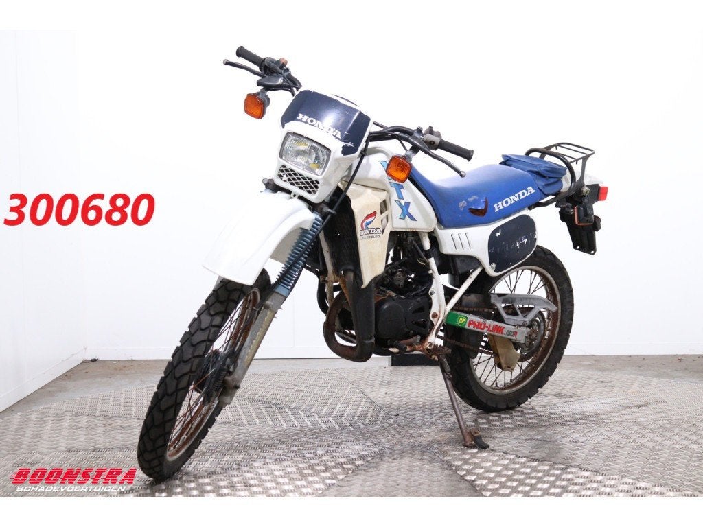 Honda mtx50 (bj 1985), Fietsen en Brommers, Brommers | Oldtimers, Overige merken, Dopplerlaan 4
9207HC  DRACHTEN, NL, Boonstra Schadevoertuigen
