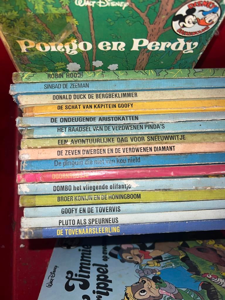31 Walt Disney Boeken - Diverse Titels (Jaren '70/'80), Boeken, Ophalen, Gelezen