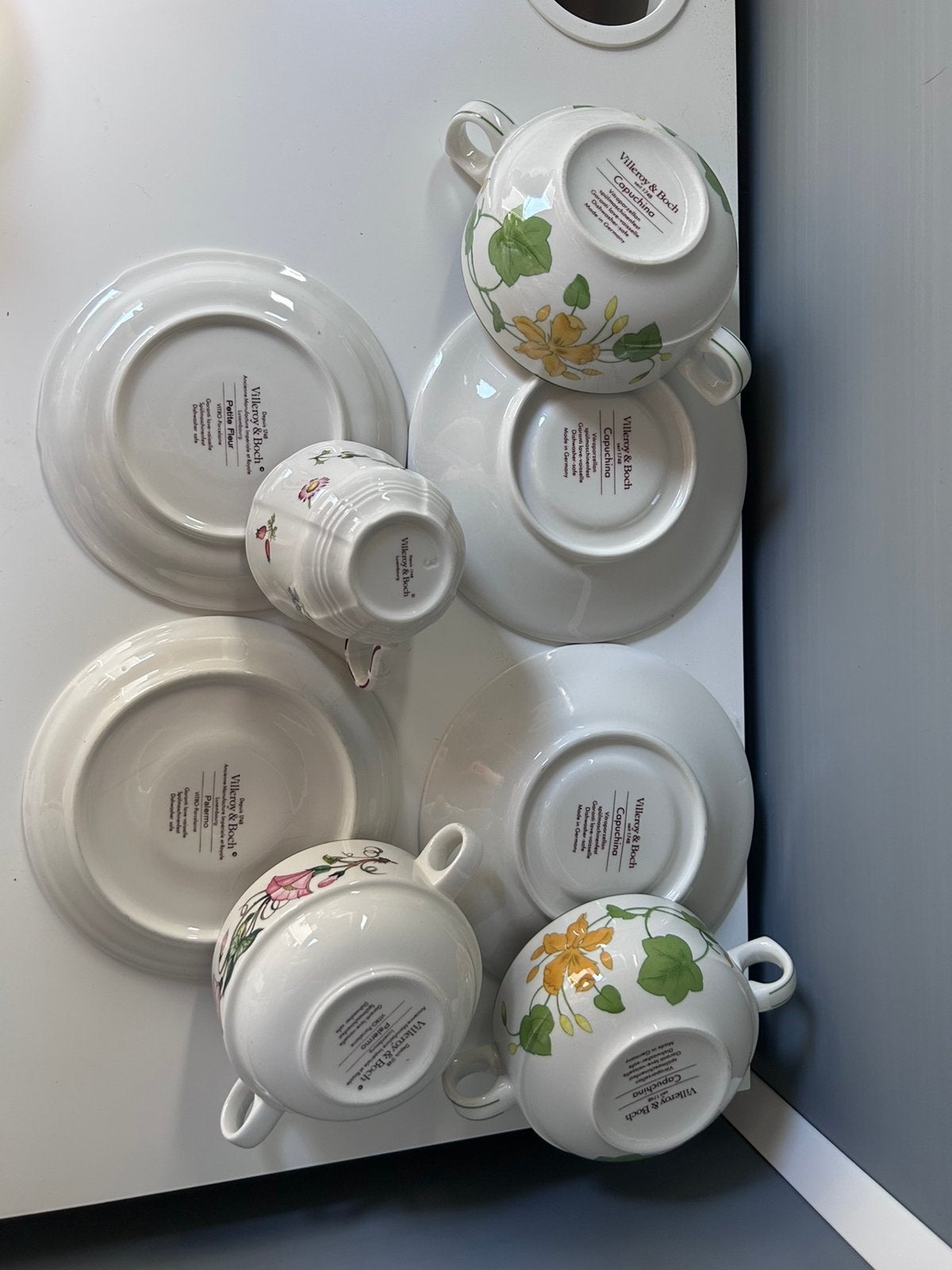 Servies, Huis en Inrichting, Keuken | Servies, Zo goed als nieuw, Bord(en), Overige stijlen, Porselein, Ophalen of Verzenden