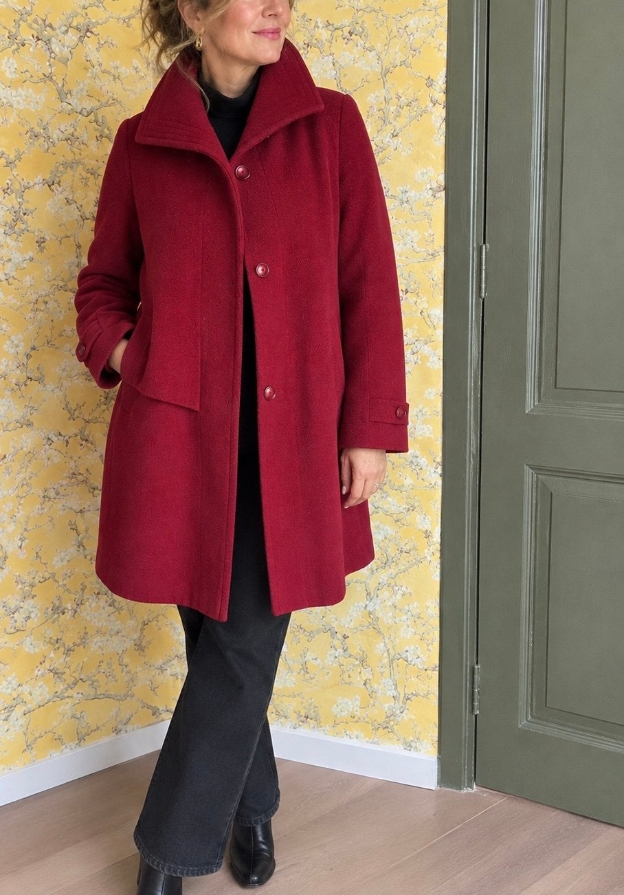 Vintage style rode echt wollen jas van Your Sixth Sense, Kleding | Dames, Ophalen of Verzenden, Zo goed als nieuw, Maat 42/44 (L)