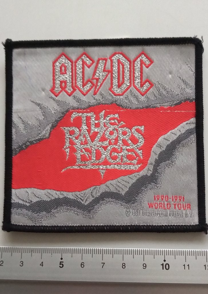 AC/DC erg  mooie razor's edge patch 18 vintage 1991 nieuw, Ophalen of Verzenden, Nieuw, Kleding