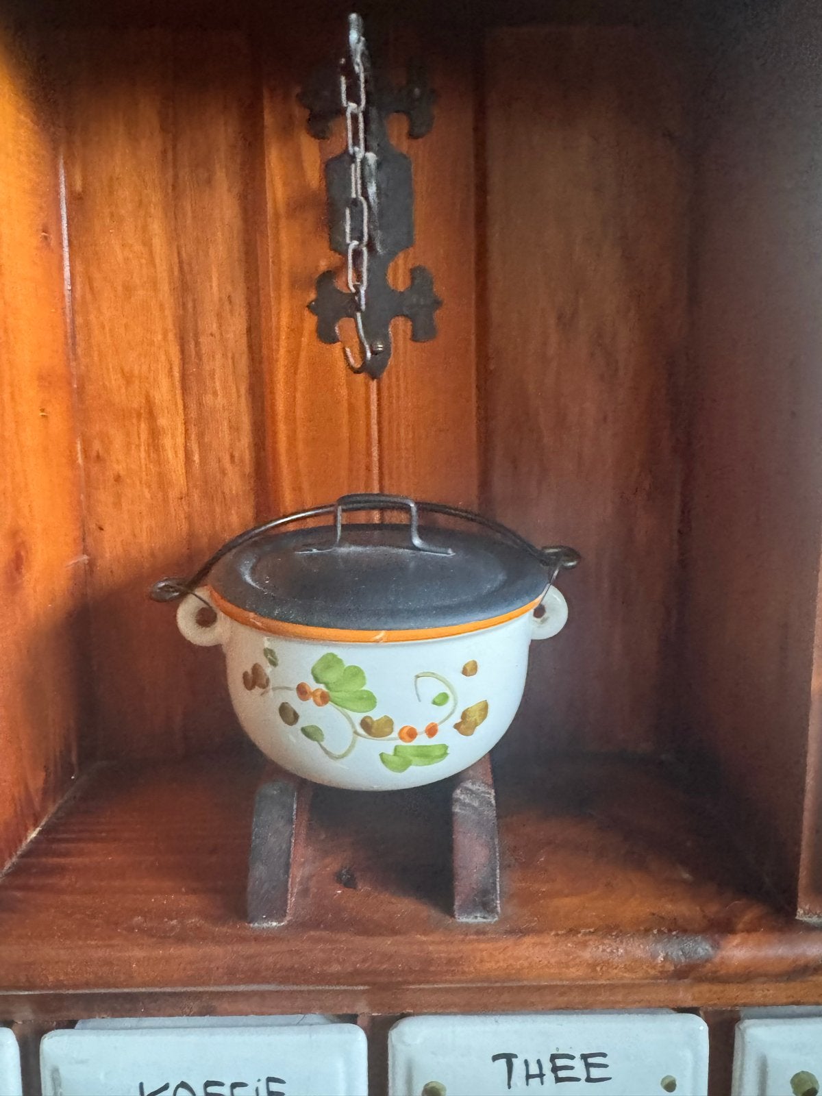 Vintage kruidenrek met keramische lades en ketel, Ophalen