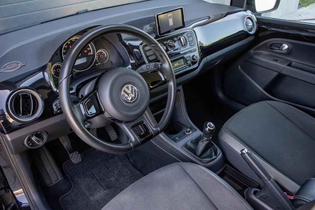 Volkswagen Up! 1.0 high up! BlueMotion Cruise control Naviga, Voorwielaandrijving, Euro 5, Stof, Gebruikt