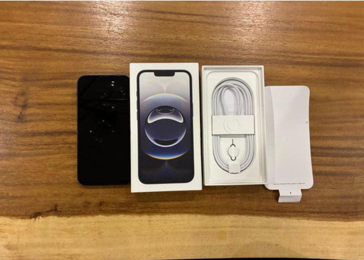 Iphone 16e 128gb, Telecommunicatie, Mobiele telefoons | Apple iPhone, Ophalen of Verzenden, Zo goed als nieuw, Zwart, 128 GB