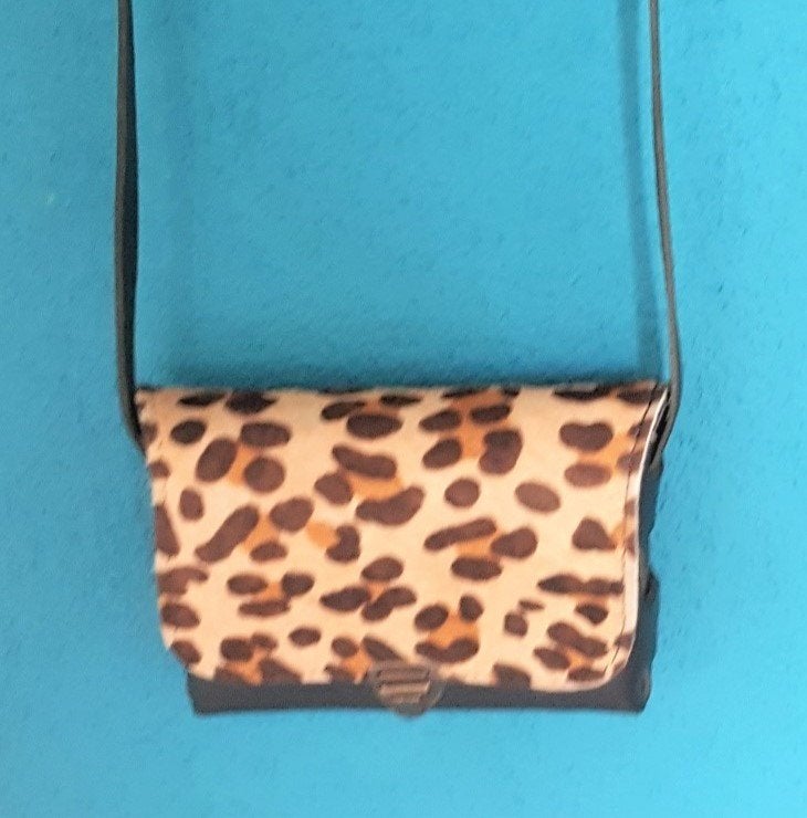 NIEUWElvy Crossbody Schoudertasje Panter., Overige kleuren, Nieuw, Leer, Ophalen