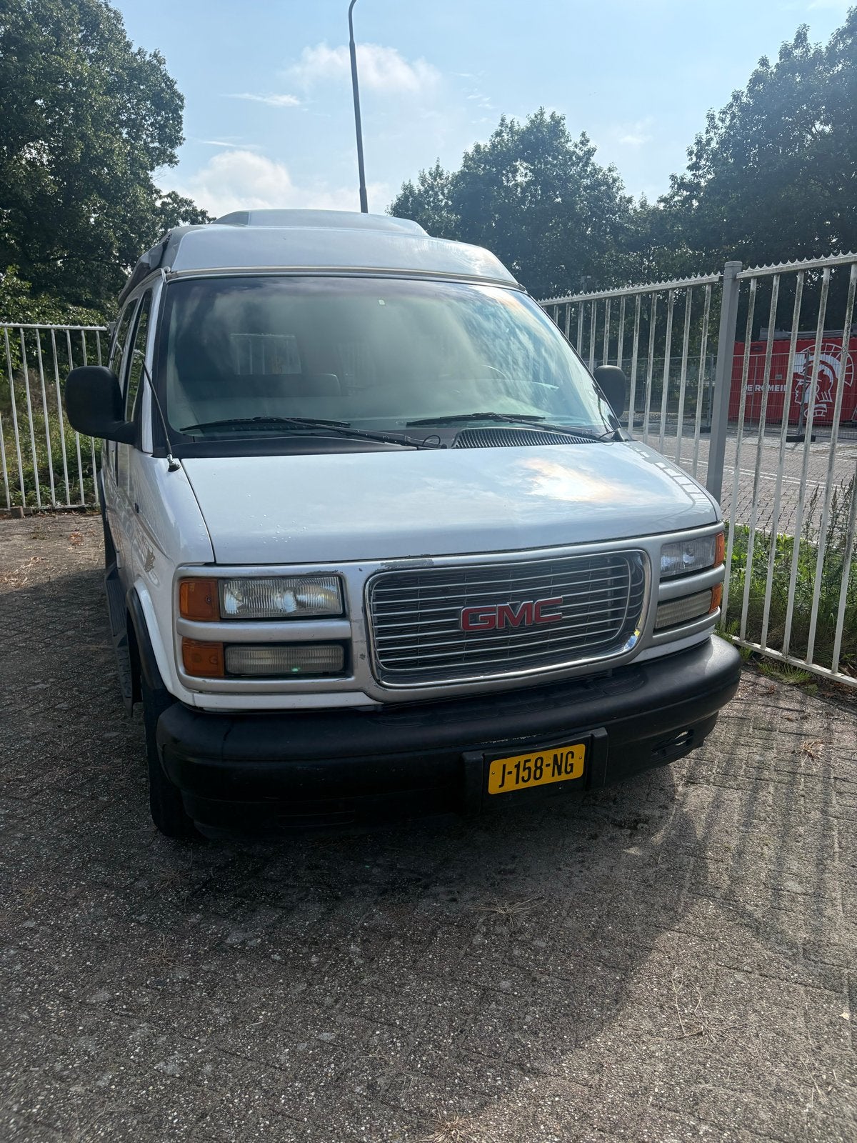 GMC 1500 Camper - Recentelijk Volledig Gereviseerd, Caravans en Kamperen, Tot en met 2, Startonderbreker, Particulier, Luifel