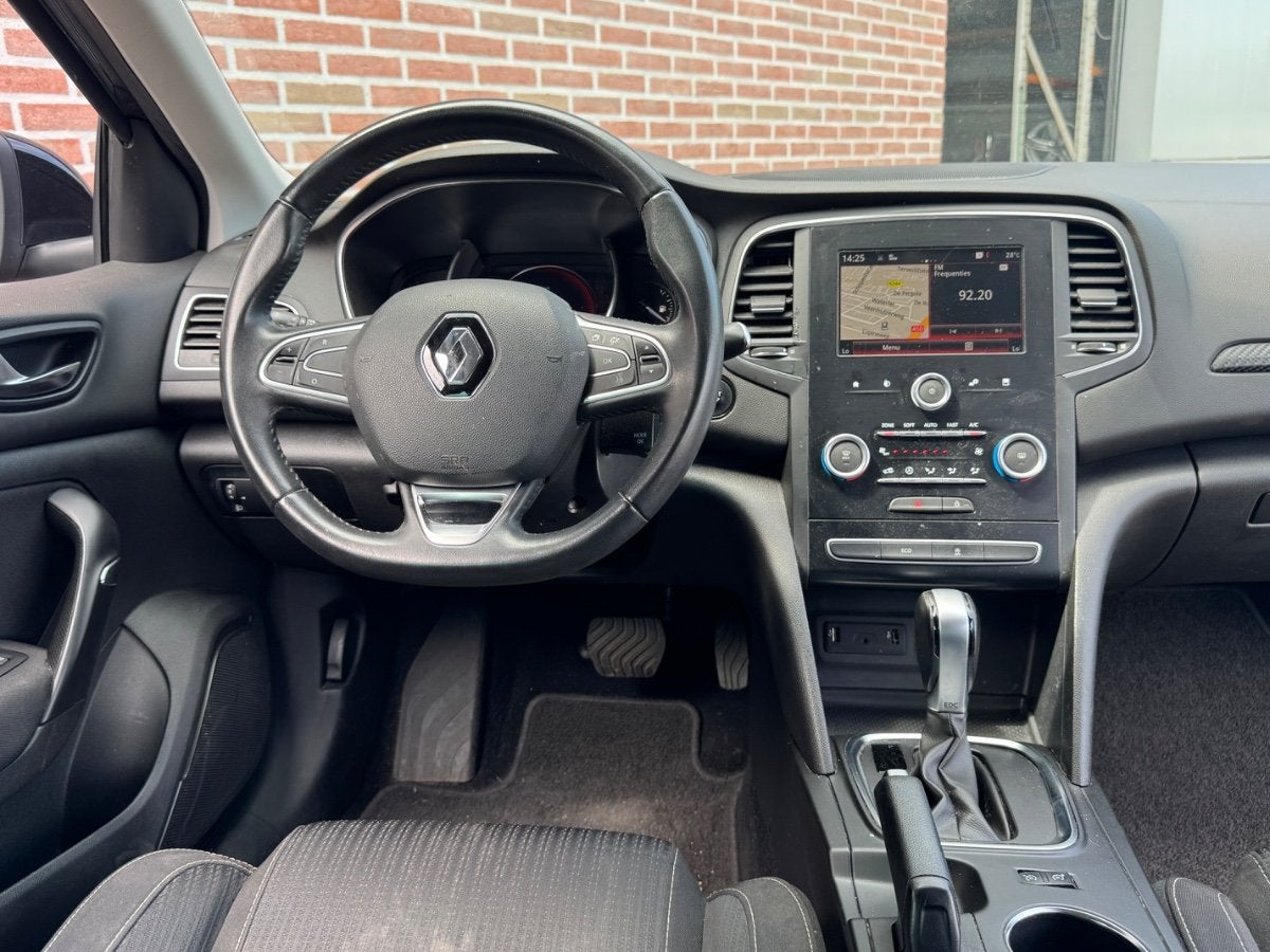 Renault Mégane Estate 1.5 dCi Aut | LImited | Airco | Cruis, Gebruikt, 4 cilinders, Zwart, Origineel Nederlands