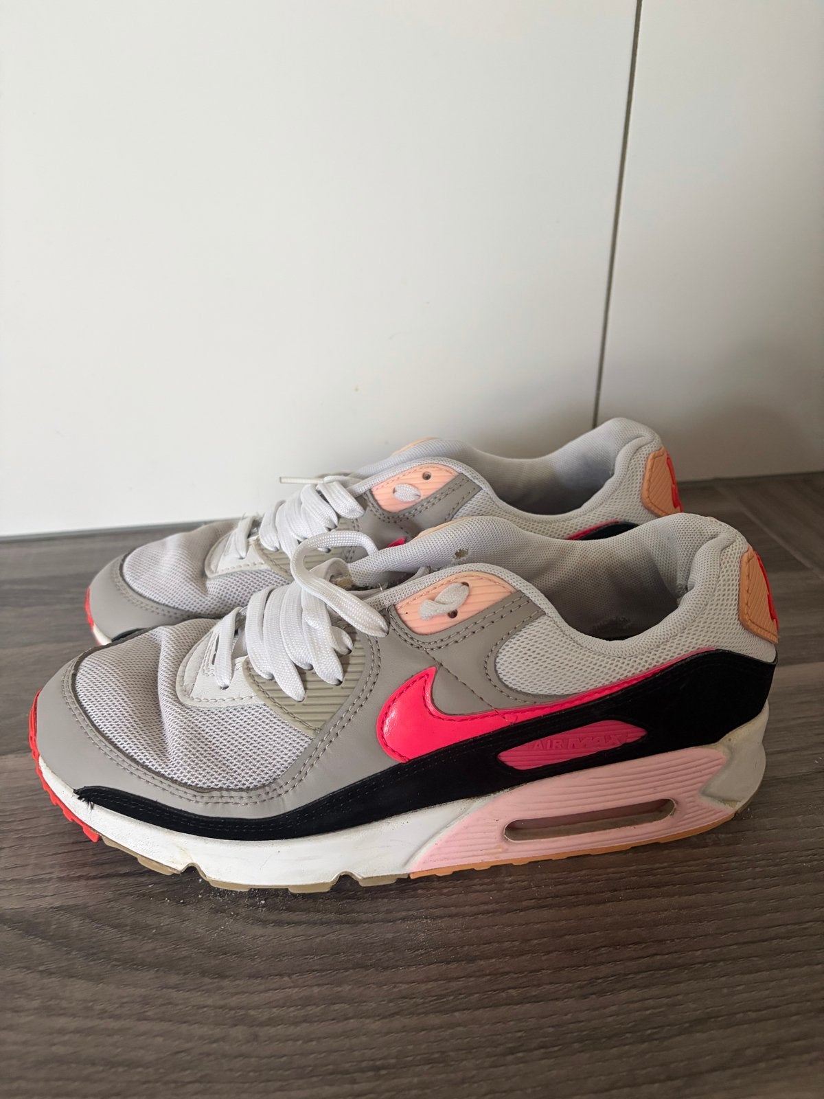 Gebruikte Nike Air Max sneakers maat 42,5, Ophalen, Gedragen, Grijs, Sneakers of Gympen