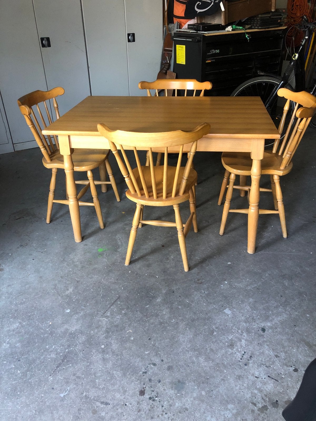 Houten eettafel met 4 stoelen - 120x80 cm, Ophalen, Gebruikt, 100 tot 150 cm, 50 tot 100 cm