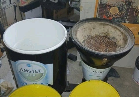 Amstel Bierkoeler en BBQ in één op wielen., Tuin en Terras, Houtskoolbarbecues, Ophalen, Gebruikt, Amstel