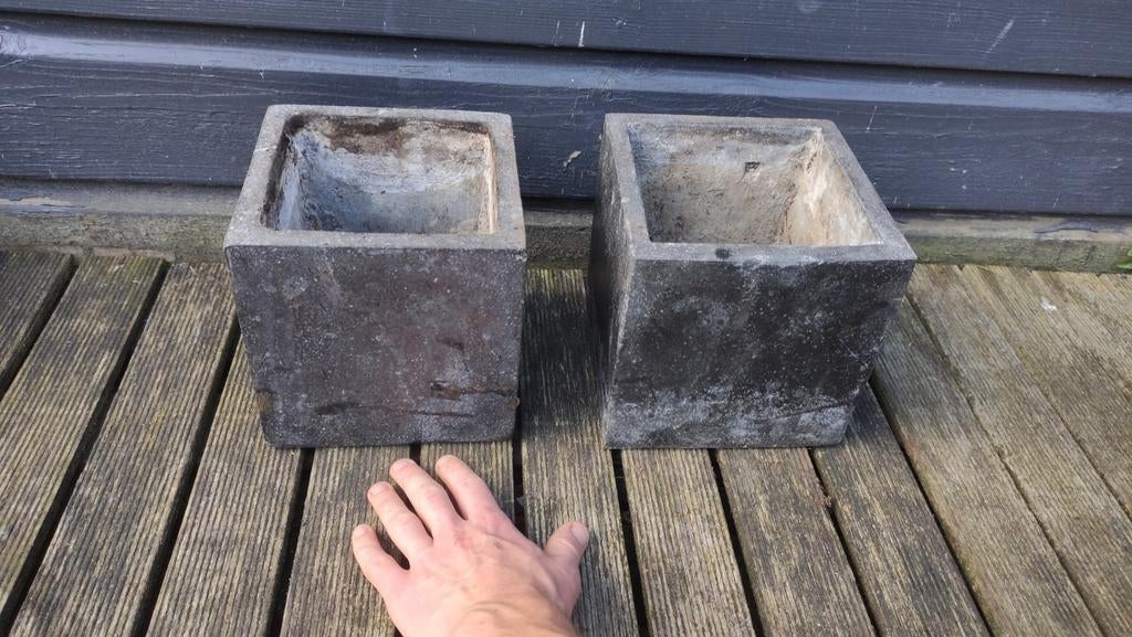 2x Stenen bloempotten zwaar, Ophalen, Rond, Steen, Minder dan 30 cm
