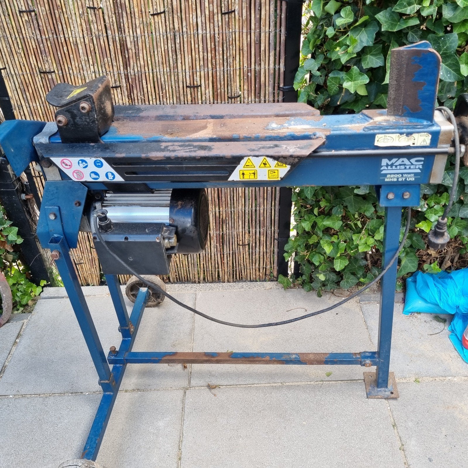 MAC ALLISTER Houtklover 2200W MHS 5T UG, Tuin en Terras, Ophalen, MAC ALLISTER, Gebruikt, Liggend