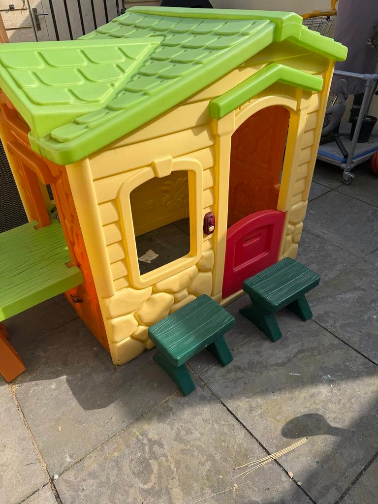 Little Tikes picknick huisje met 2 krukjes, Ophalen, Gebruikt, Kunststof