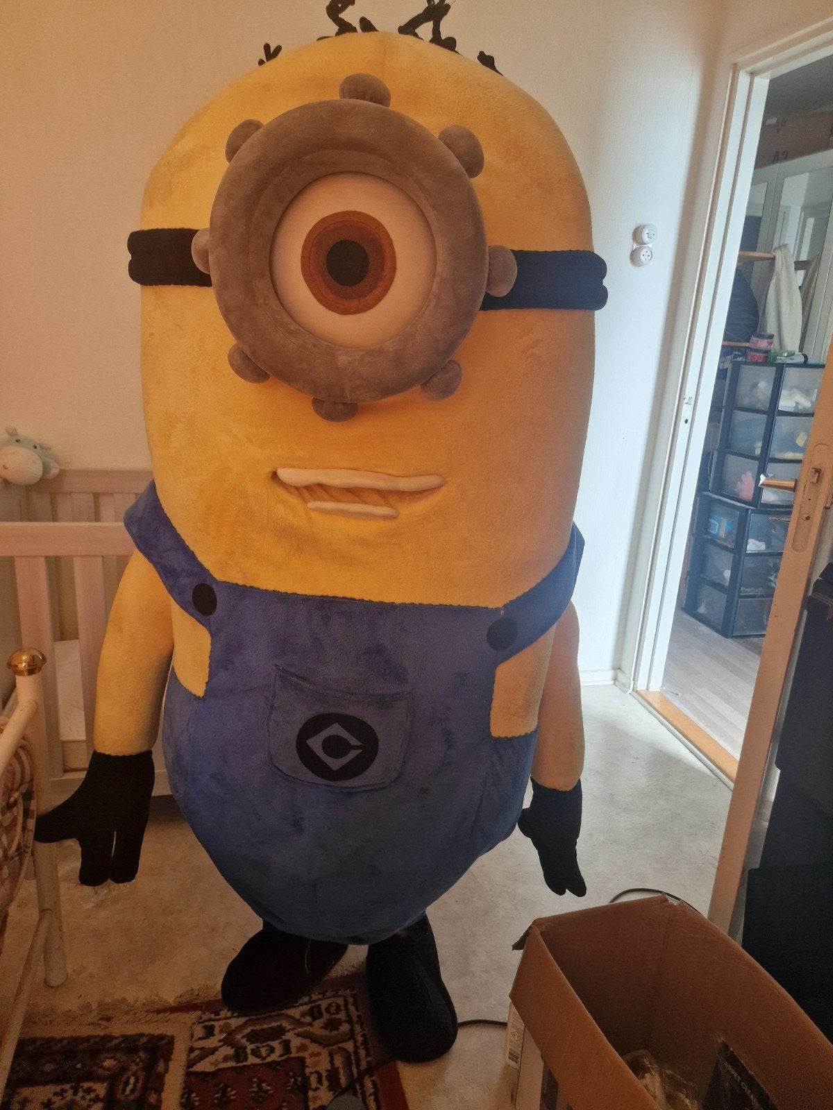 Minion Stuart Mascotte Kostuum te Huur (met/zonder acteur), Ophalen of Verzenden, Gebruikt, Pak of Jurk