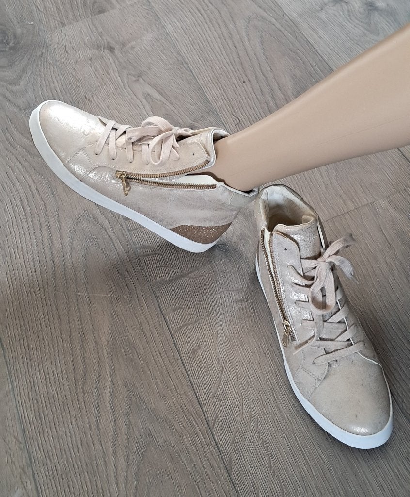 Nieuwe Geox sneakers maat 40 beige, Geox, Verzenden, Beige, Nieuw