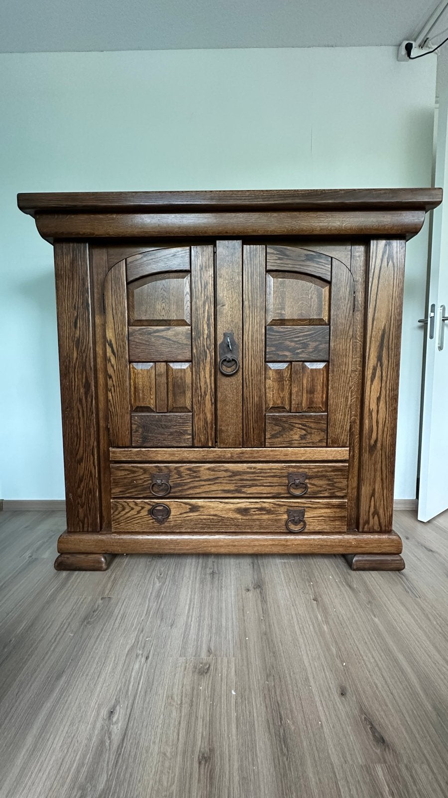 Massief eiken dressoir met kasten en lades, Antiek en Kunst, Ophalen