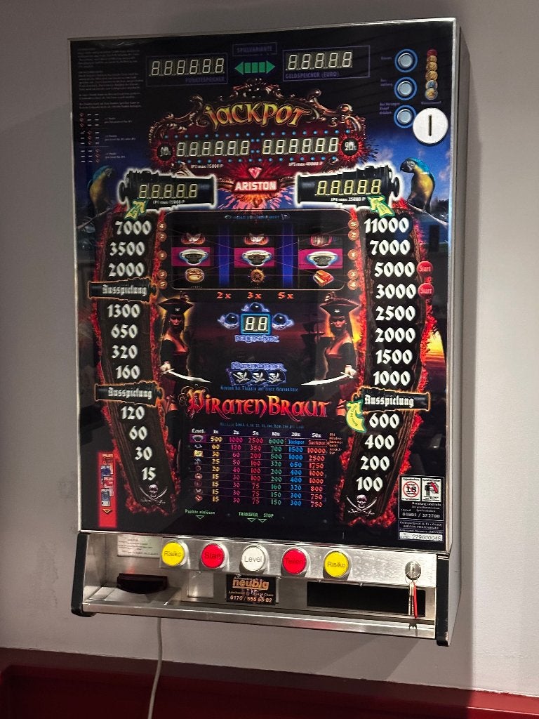 Vintage wandgokkast Ariston Piratenbraut - Werkend, Euro, Ophalen, Gebruikt, Met sleutels