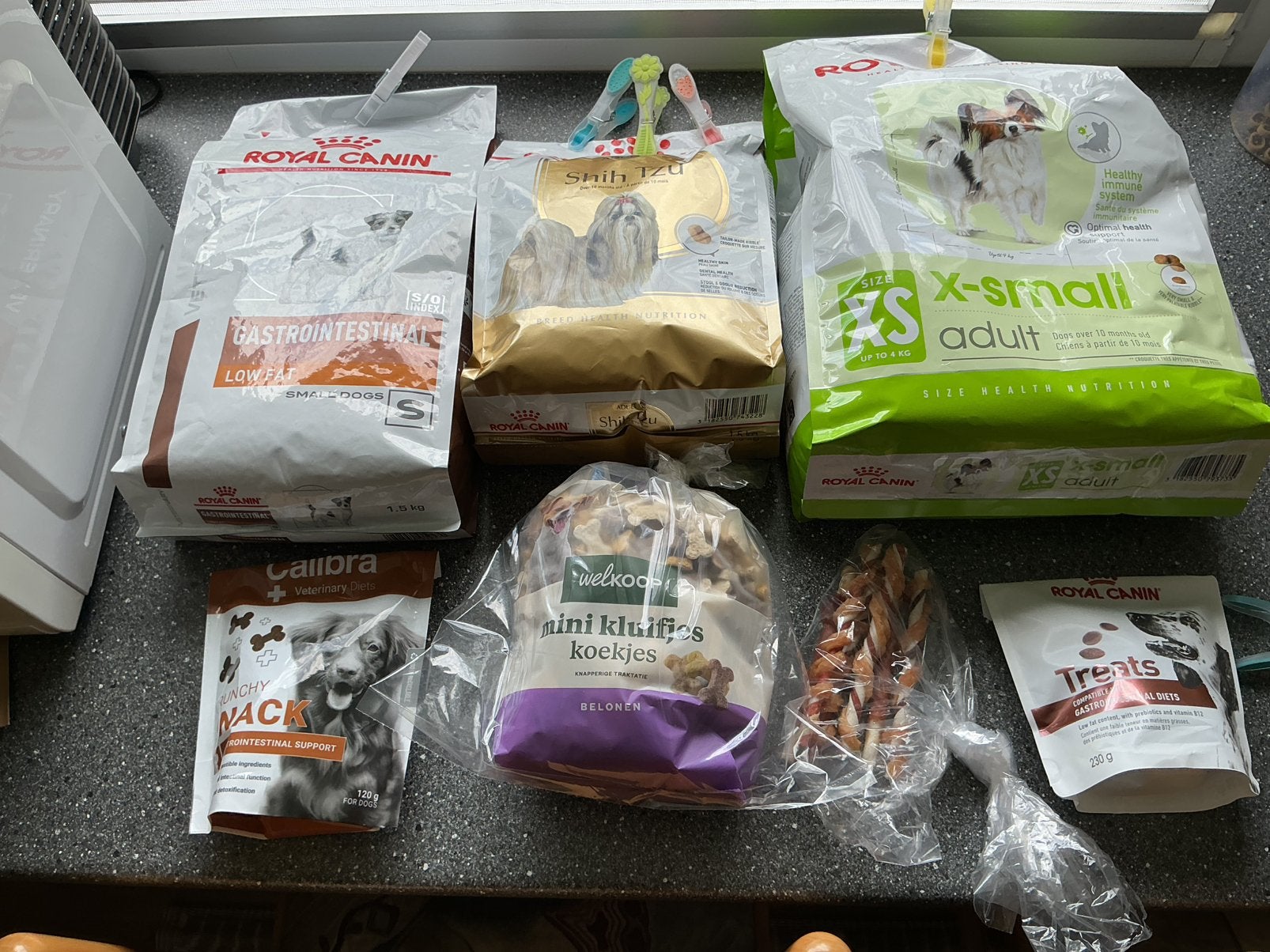 Honden brokjes en zakjes  snacks ., Dieren en Toebehoren, Dierenvoeding, Ophalen, Hond