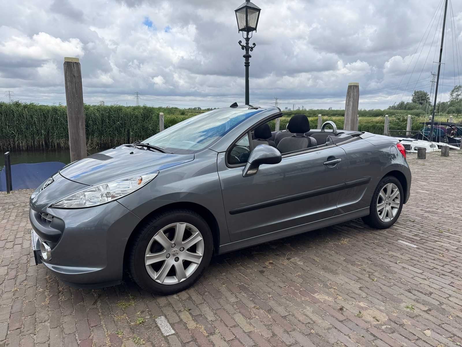 Peugeot 207 CC 1.6 VTi Première 09-XL-VR, Voorwielaandrijving, 15 km/l, Gebruikt, 4 cilinders