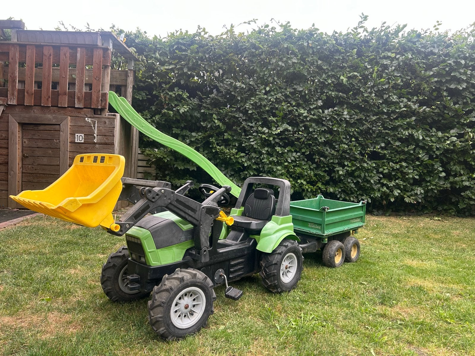 Traptractor met voorlader en kiepkar - luchtbanden, Kinderen en Baby's, Speelgoed | Speelgoedvoertuigen, Ophalen, Gebruikt