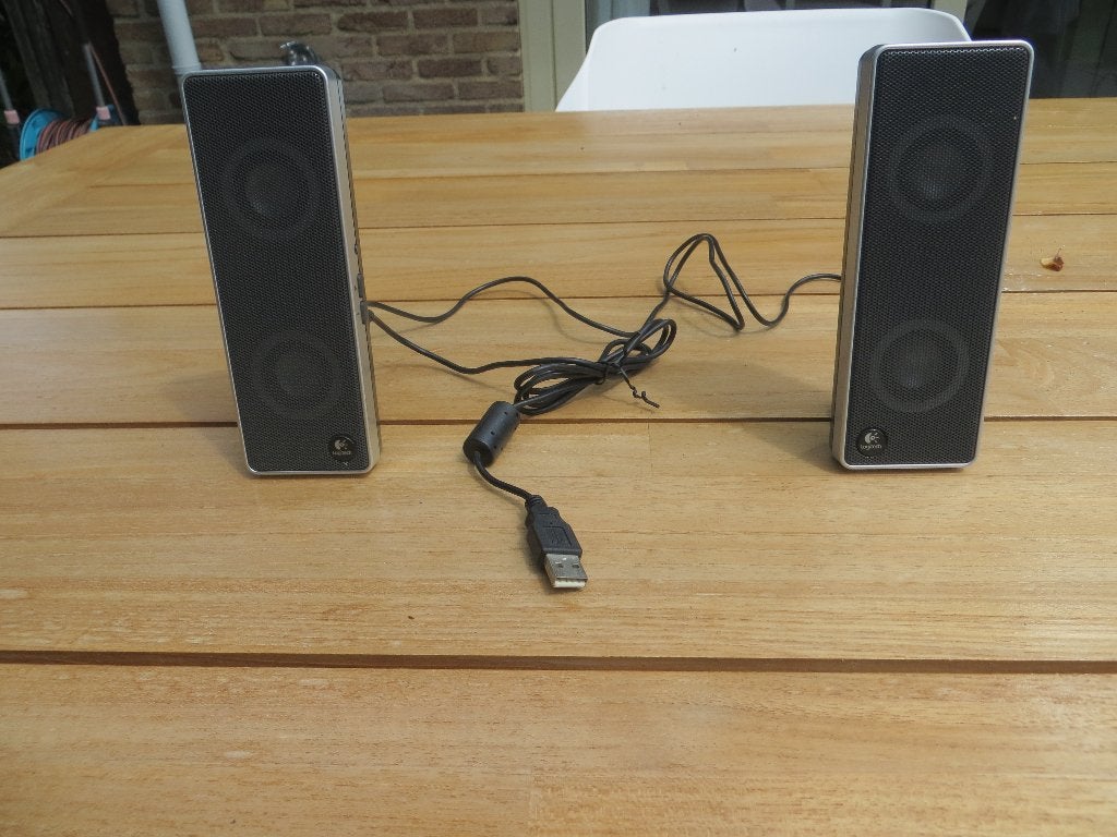 USB Logitech PC speakers, Computers en Software, Ophalen, Gebruikt, Audiokanaal 2, Logitech