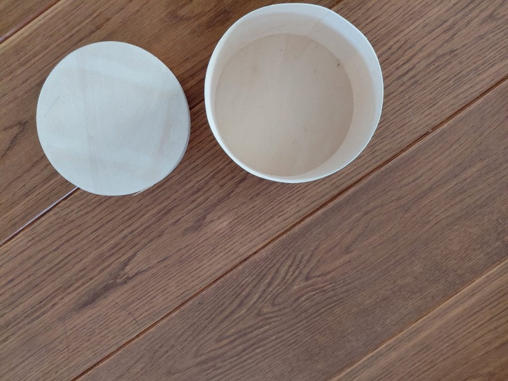 Doos die geverfd kan worden, Hobby en Vrije tijd, Ophalen, Nieuw, Overige typen