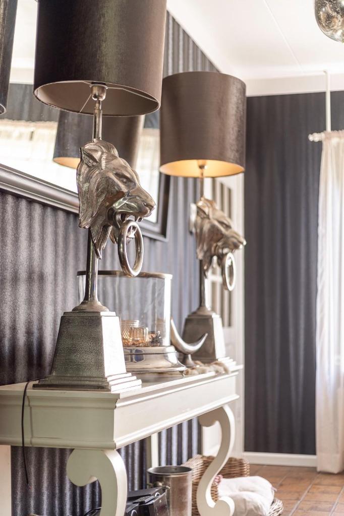 Lamp Leeuwenkop skull lamp nikkel, Ophalen, Metaal, Minder dan 50 cm, Landelijk